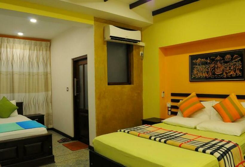 Трехместный Номер Deluxe, Adara Negombo