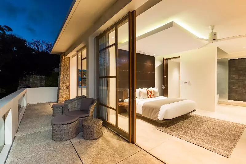 ویلای 3 خوابه, Samujana Villas