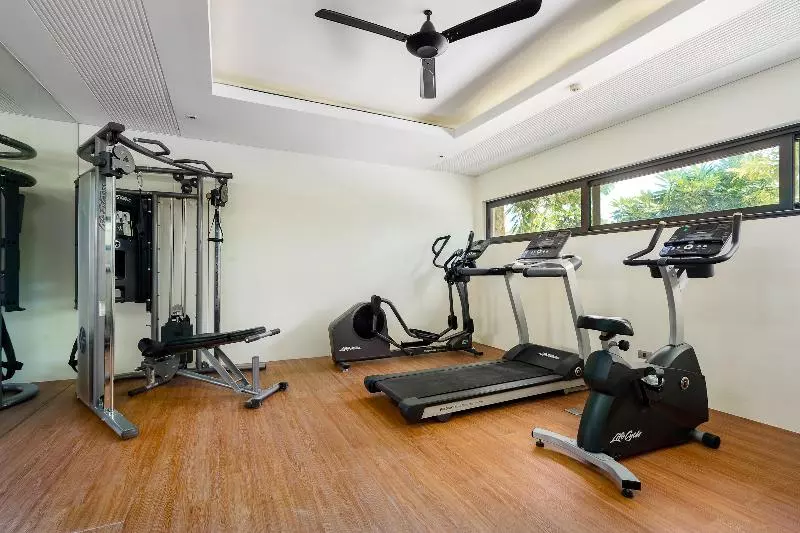 ویلای 4 خوابه, Samujana Villas