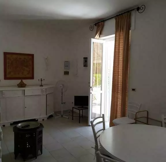 آپارتمان 2 خوابه, Tenuta Belvedere