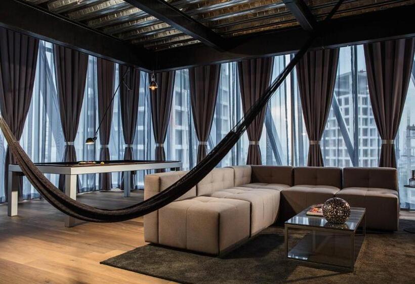 带大床的套房, Ac Hotel By Marriott Guadalajara Mexico
