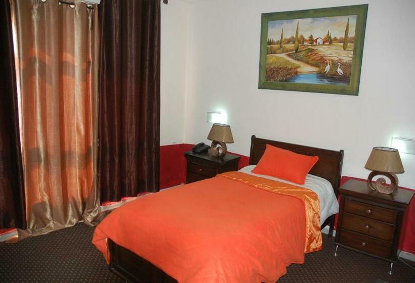 اتاق استاندارد یک نفره, Casablanca Hotel Ramallah