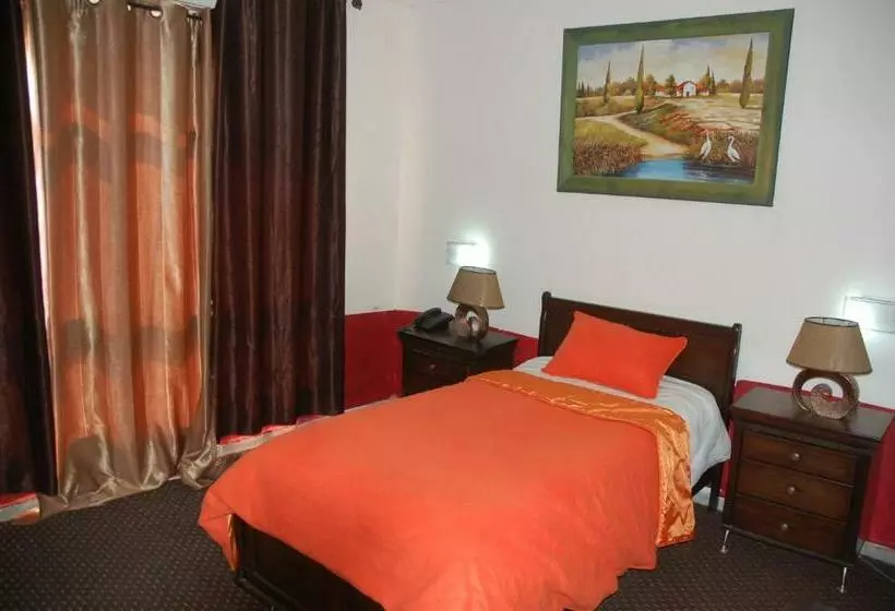 اتاق استاندارد یک نفره, Casablanca Hotel Ramallah