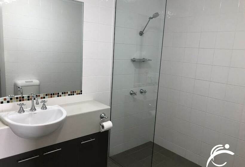 חדר דלוקס, Coro Club Motel