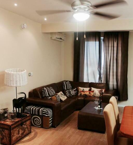 اتاق استاندارد با چشمانداز دریا, Art House