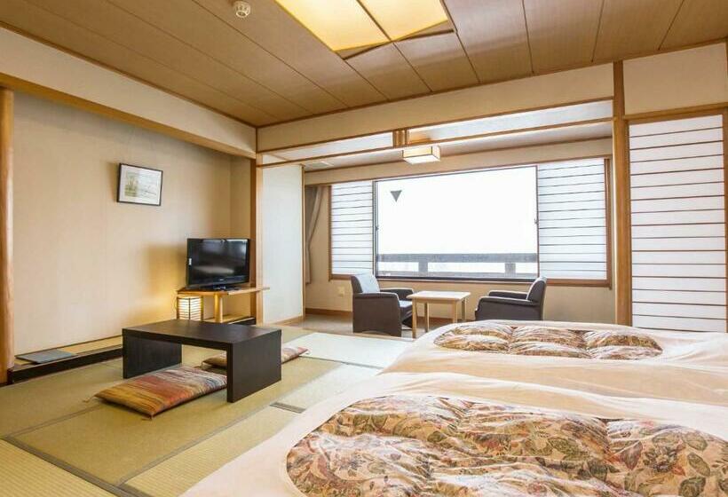 4 Bett Deluxe Zimmer, Goryukan
