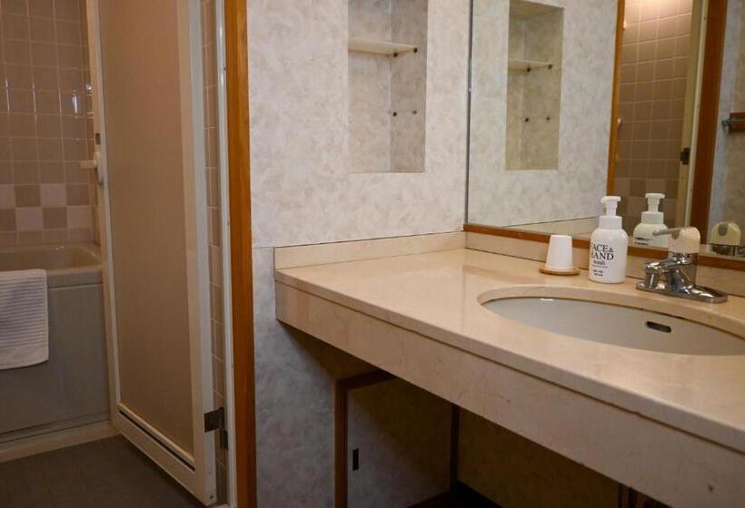 4 Bett Deluxe Zimmer, Goryukan
