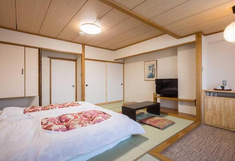 3-Bett-Standardzimmer, Goryukan