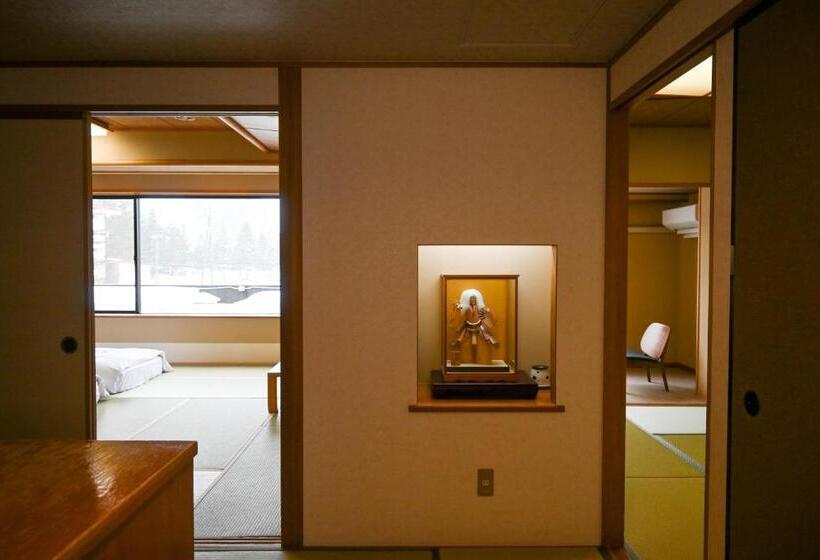 Familienzimmer, Goryukan