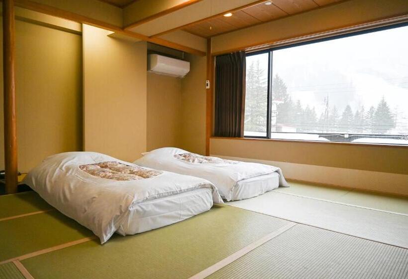 Familienzimmer, Goryukan