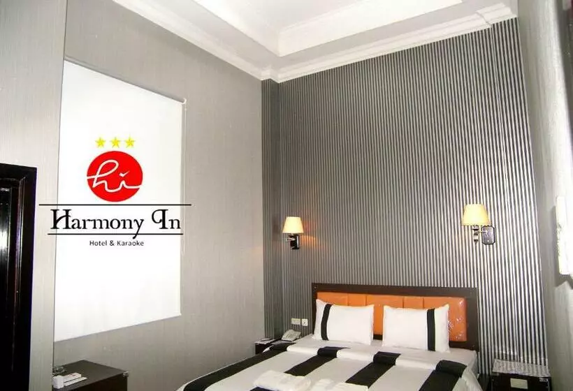 اتاق استاندارد, Harmony In & Karaoke