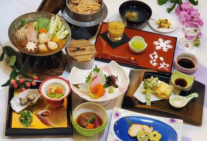 חדר סטנדרט לשלושה עם חדר אמבטיה משוף, Kashoutei Hanaya