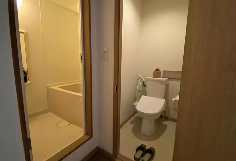 スタンダード4人部屋, Kashoutei Hanaya