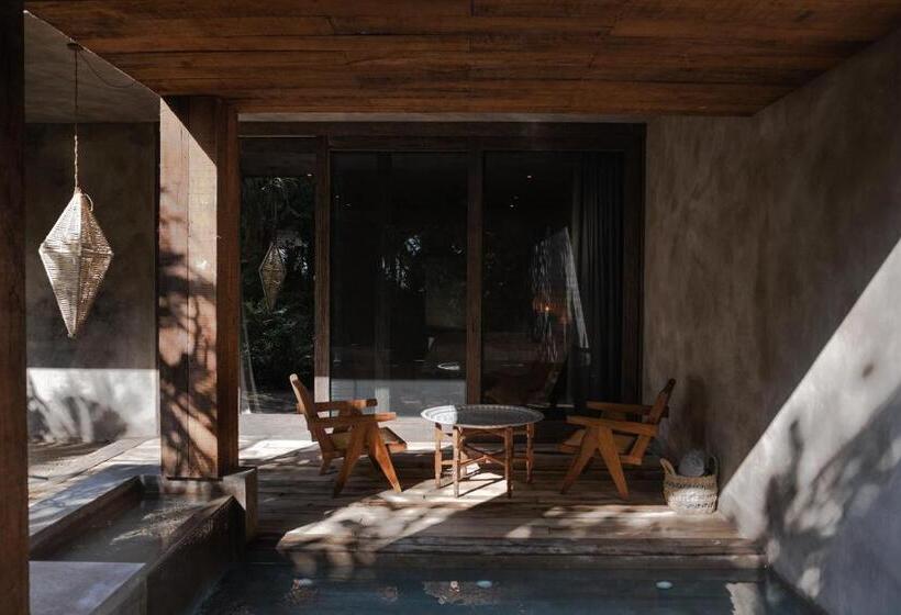 سوییت, Nomade Tulum