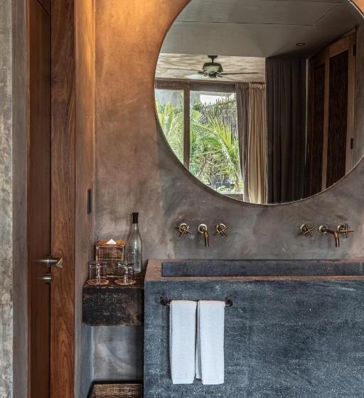 اتاق پرمیوم, Nomade Tulum