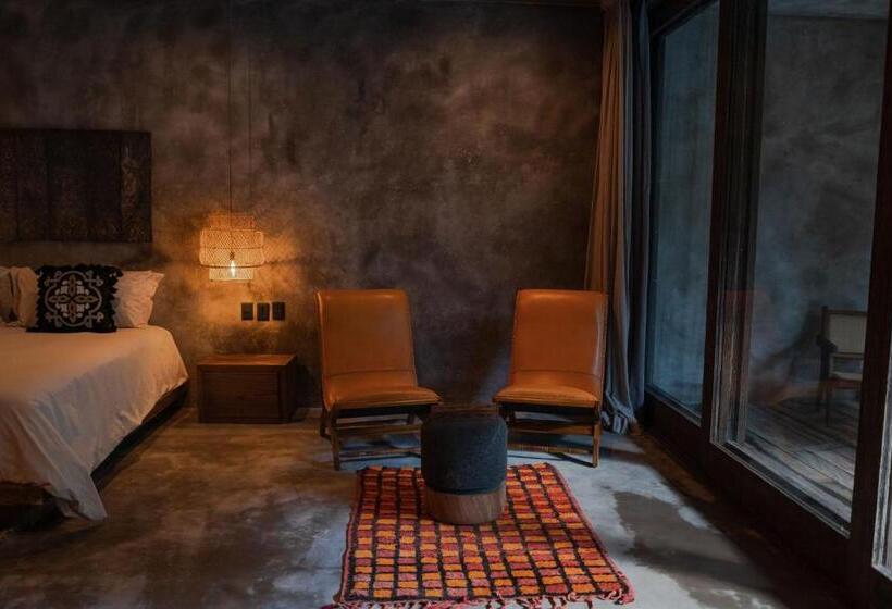 سوییت, Nomade Tulum