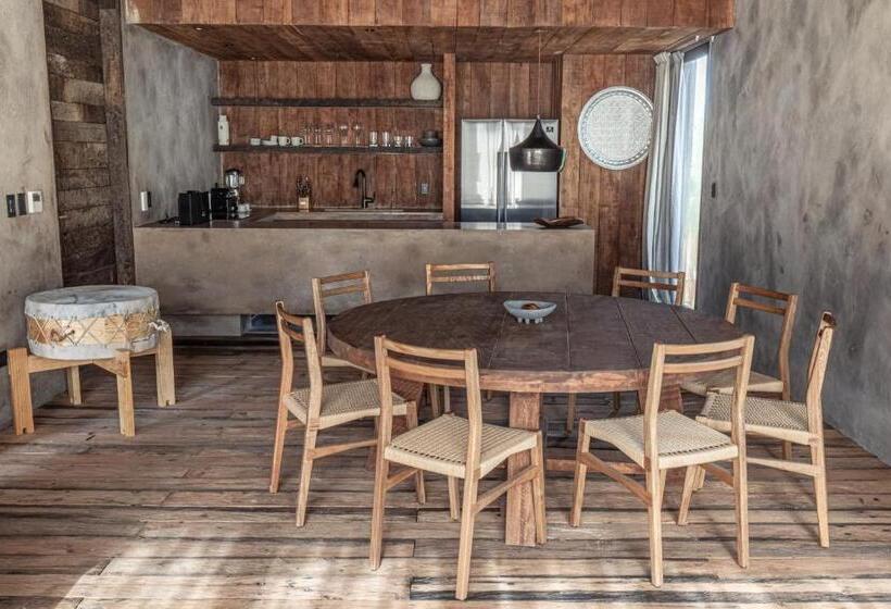 اتاق پرمیوم, Nomade Tulum