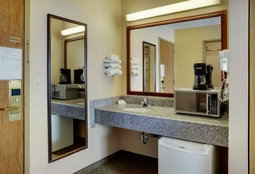 キングサイズベッドのデラックスルーム, Nova Inn Kindersley