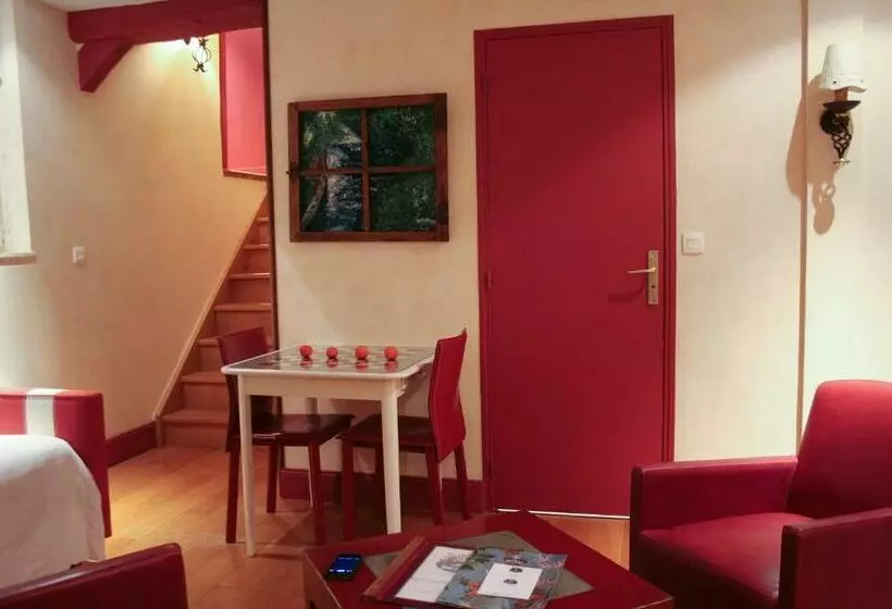 デラックススイート, Relais Hôtelier Douce France