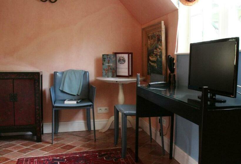 Номер Дюплекс, Relais Hôtelier Douce France