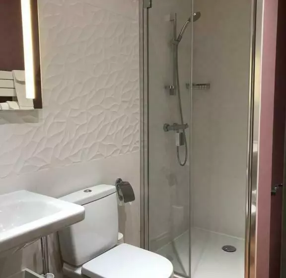 ドゥプレックスルーム, Relais Hôtelier Douce France