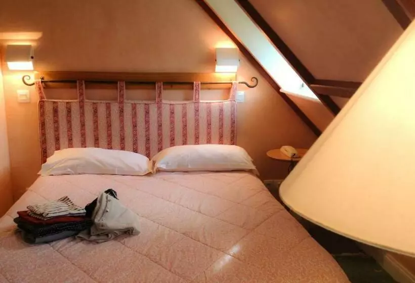 ドゥプレックスルーム, Relais Hôtelier Douce France