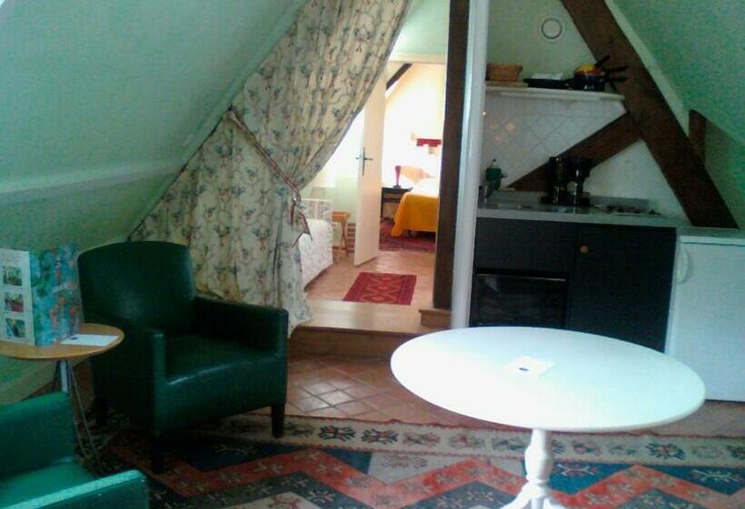 Люкс Повышенной Комфортности, Relais Hôtelier Douce France