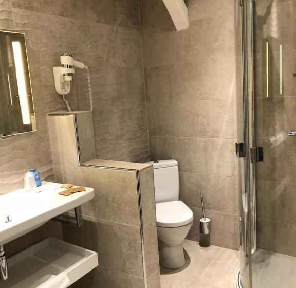 Люкс, Relais Hôtelier Douce France