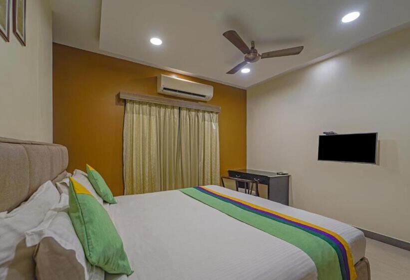 Номер Deluxe, Treebo Elan