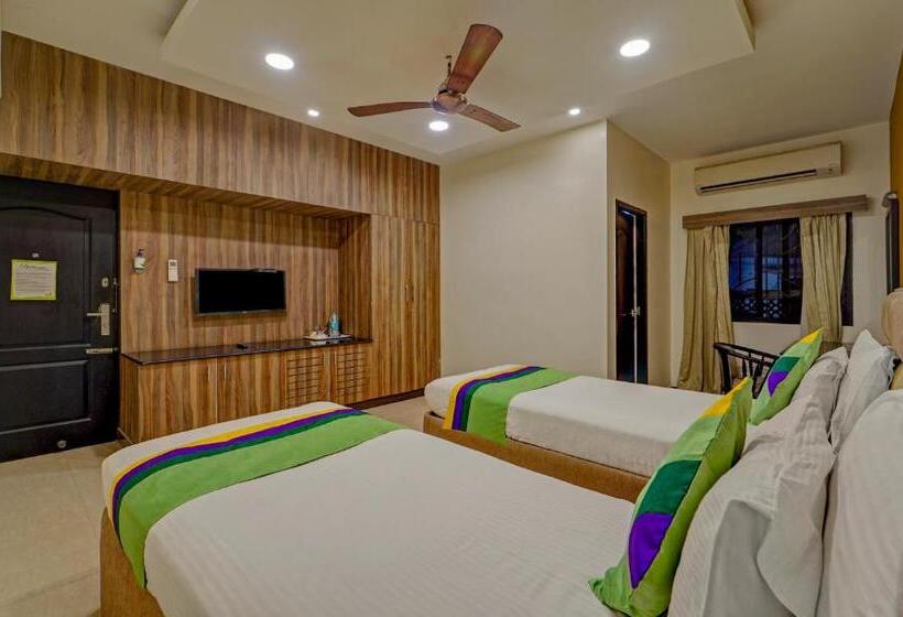 Номер Economy, Treebo Elan