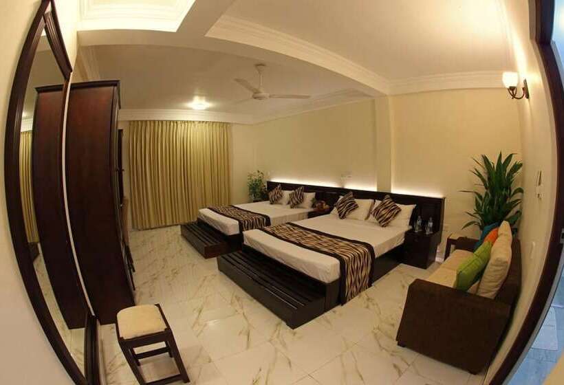 Familienzimmer, Cafe Aroma Inn