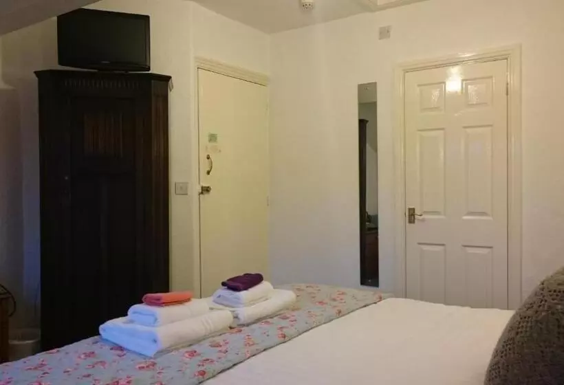 リバービュースタンダードルーム, Lyndhurst Guest House
