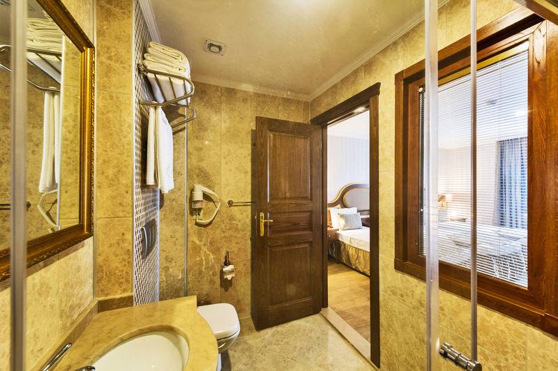 اتاق استاندارد, The Central Hotel