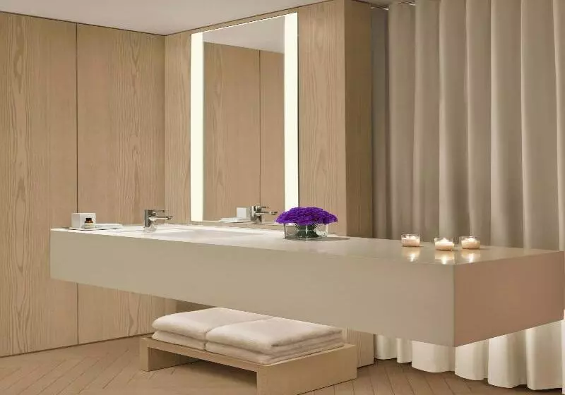 Standard Yhden Hengen Huone, The Lounge Hotel & Bar