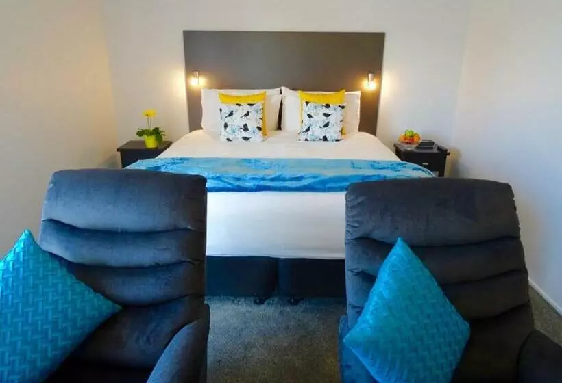 スイート, Bks Premier Motel Hamilton