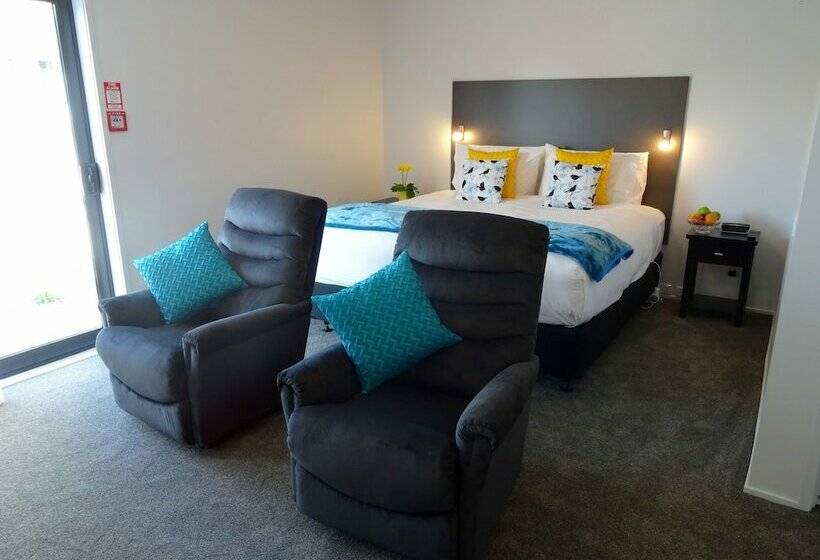 스위트, Bks Premier Motel Hamilton