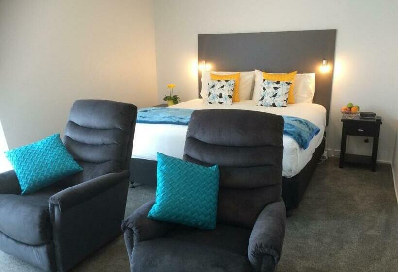 带按摩浴盆的套房, Bks Premier Motel Hamilton