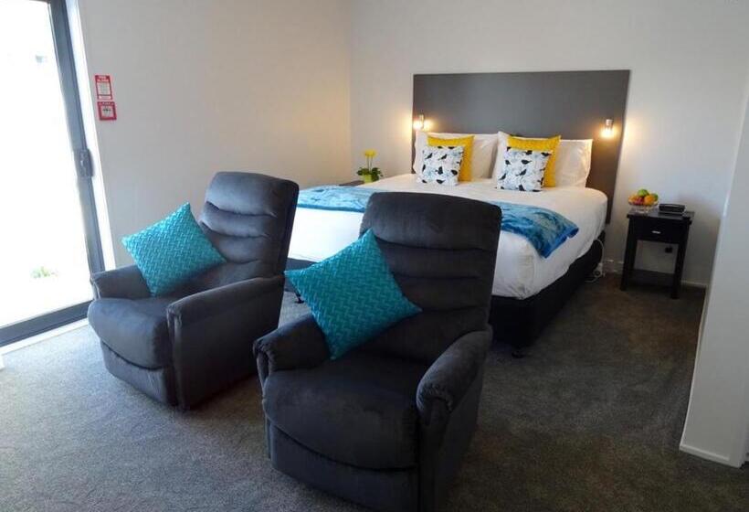 스위트, Bks Premier Motel Hamilton