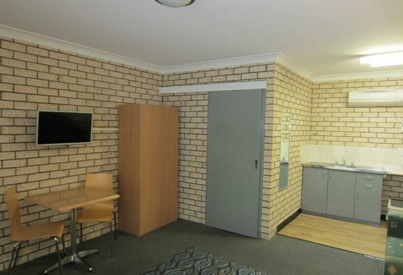 Номер Deluxe, Cowra Crest Motel