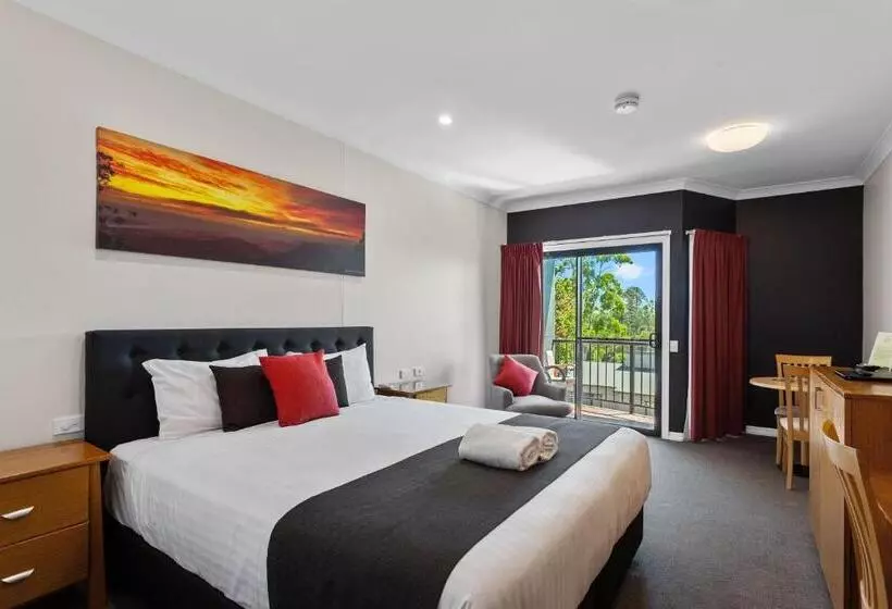اتاق لوکس با تخت بزرگ, Eastgate On The Range Motel