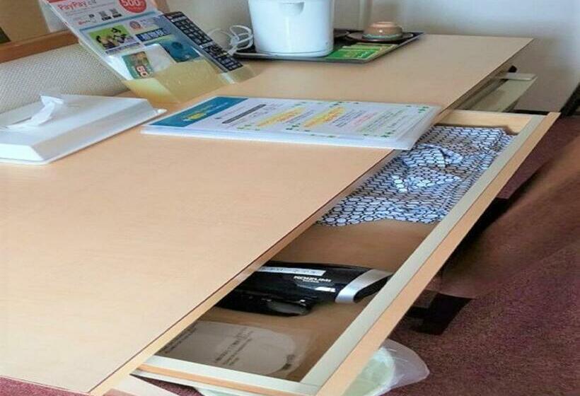 חדר סטנדרט יחיד, Amami Port Tower