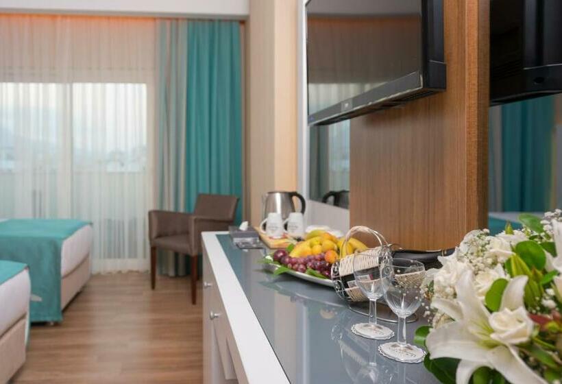 バルコニー付きスタンダードルーム, Asia Beach Resort & Spa