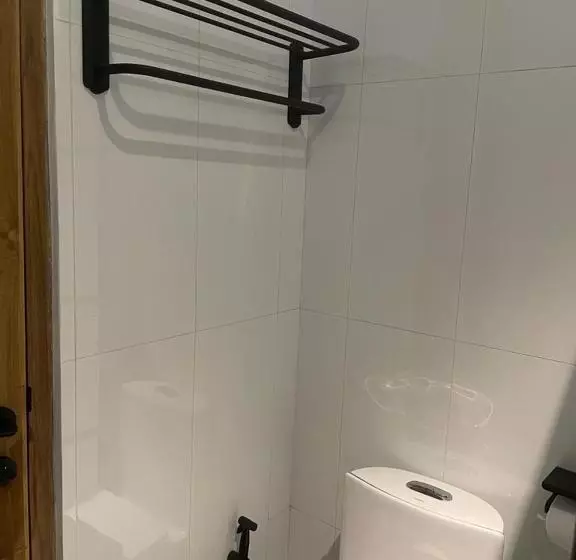 Standardzimmer, Besar Purwokerto