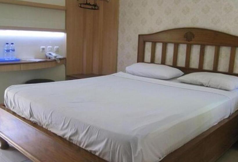 高级大房间, Besar Purwokerto