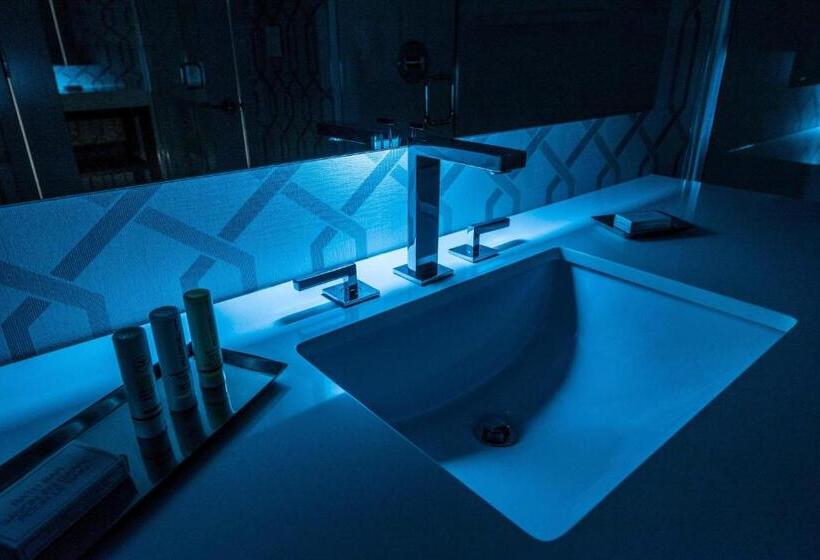 חדר דחוקס עם מיטת קינג, Courtyard By Marriott Edgewater Nyc Area