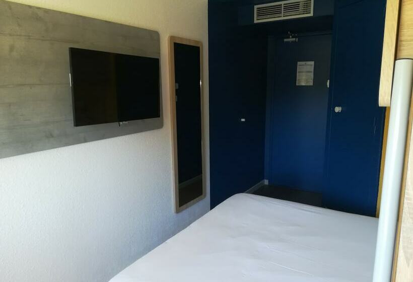 Номер Стандарт Трехместный, B&b Hotel Nîmes Caissargues
