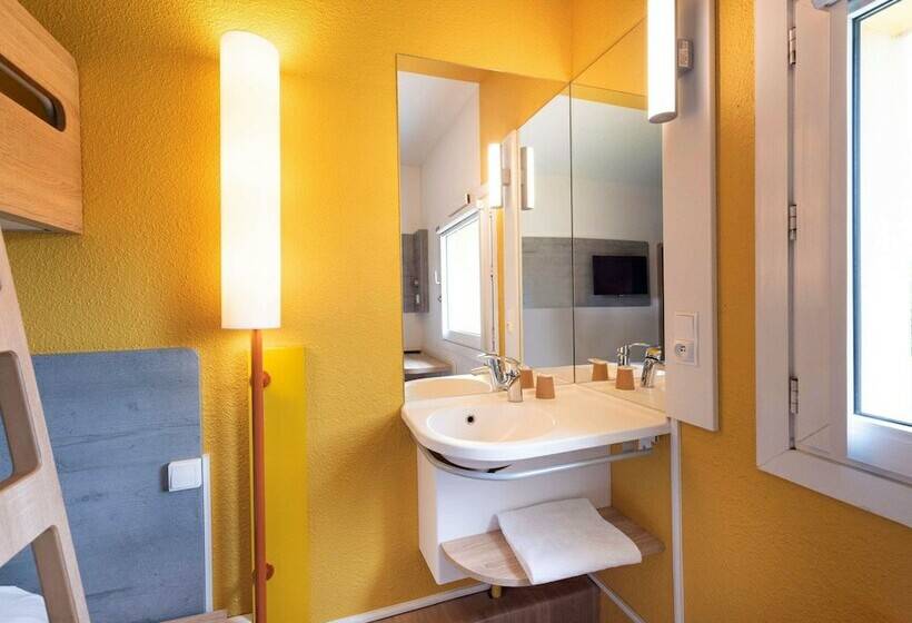 غرفة قياسية ثلاثية, B&b Hotel Nîmes Caissargues