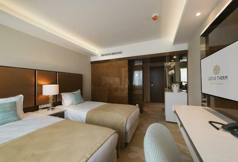 اتاق استاندارد, Lotus Therm Spa&luxury Resort