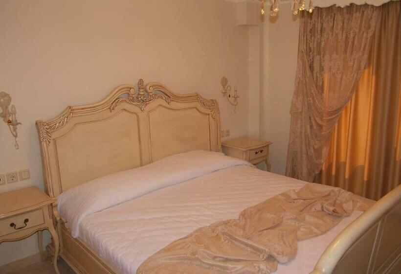 جناح جونيور, Parthenon Art