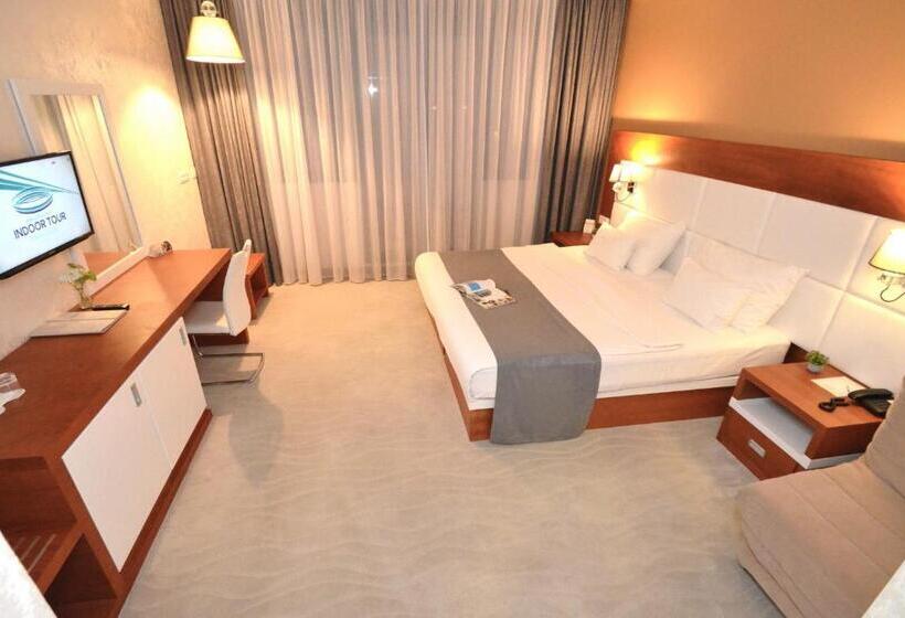 수피리어 룸, Porto In